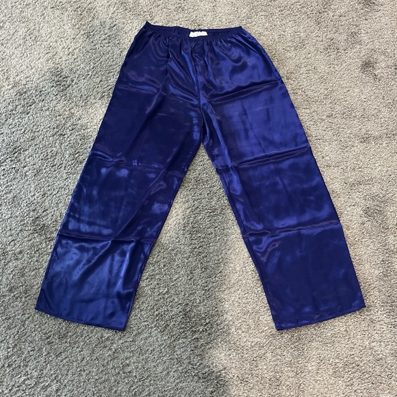 Victoria's Secret Other - Gold Label Victoria’s Secret Pajama Pants